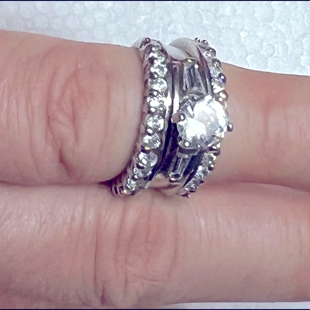 WEDDING RING STERLING SILVER CZ - Picture 4 of 6